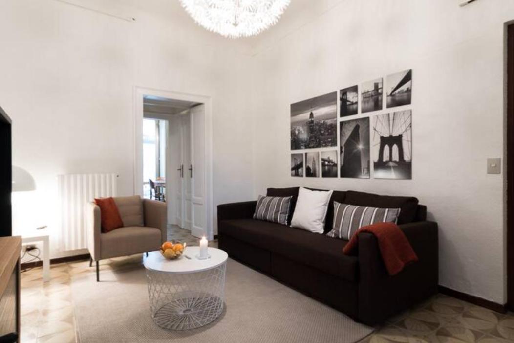 Stazione Centrale Vintage Apartment Milánó Kültér fotó